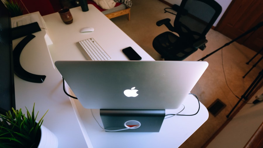 L'esperienza utente è un aspetto cruciale nella scelta di una fotocopiatrice moderna. L'intelligenza artificiale gioca un ruolo chiave nel migliorare questa esperienza, rendendo le macchine più intuitive e facili da usare. Ad esempio, alcune fotocopiatrici sono dotate di interfacce utente basate sull'intelligenza artificiale che si adattano alle preferenze individuali dell'utente.