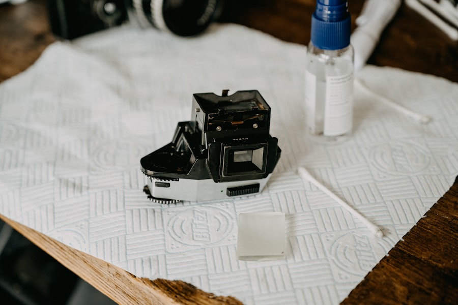 Diese Funktionen erschweren Fälschungen erheblich und schützen so die Integrität wichtiger Dokumente. Darüber hinaus könnten mit Nanotechnologie ausgestattete Fotokopierer QR-Codes oder andere interaktive Elemente direkt auf Dokumente drucken und so deren Echtheit schnell und effizient überprüfen. Dies könnte insbesondere für offizielle Dokumente wie Reisepässe, Zertifikate oder Verträge nützlich sein.