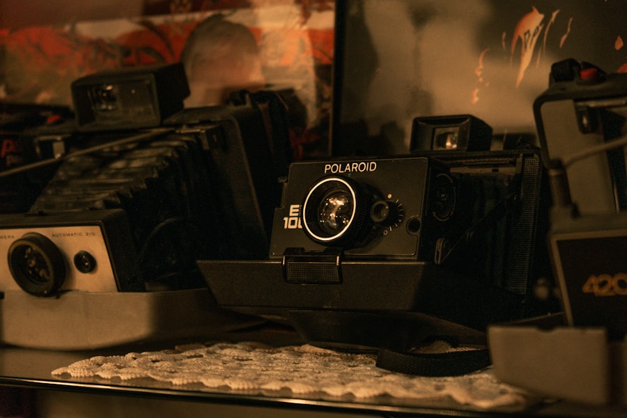 Het is van essentieel belang dat u de aanbevelingen van de fabrikant met betrekking tot het gebruik van papier en inktcartridges opvolgt. Het gebruik van papier van slechte kwaliteit of incompatibel papier kan regelmatig papierstoringen veroorzaken en het interne mechanisme beschadigen.