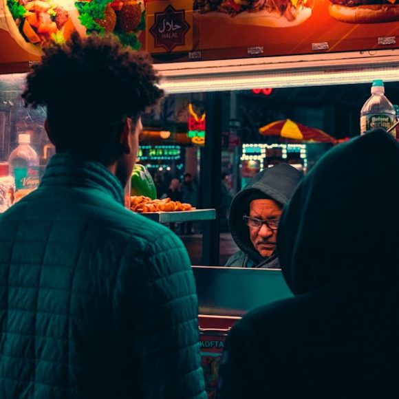 Photo queue psychology