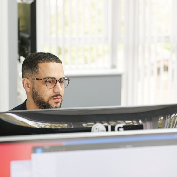 Photo centralization